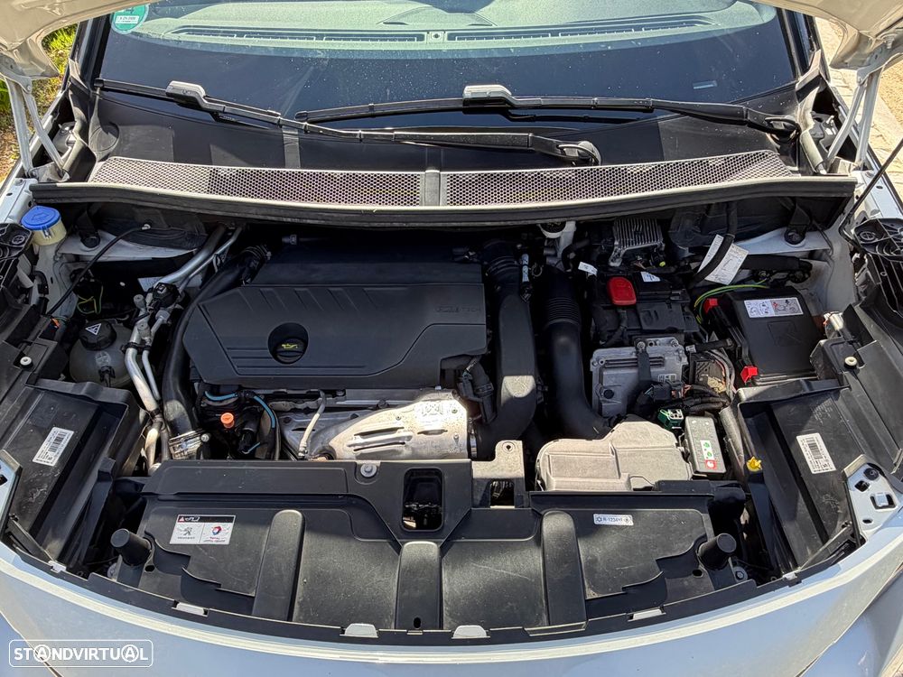 Peugeot 3008 1.6 Hybrid4 GT Pack e-EAT8 - 22