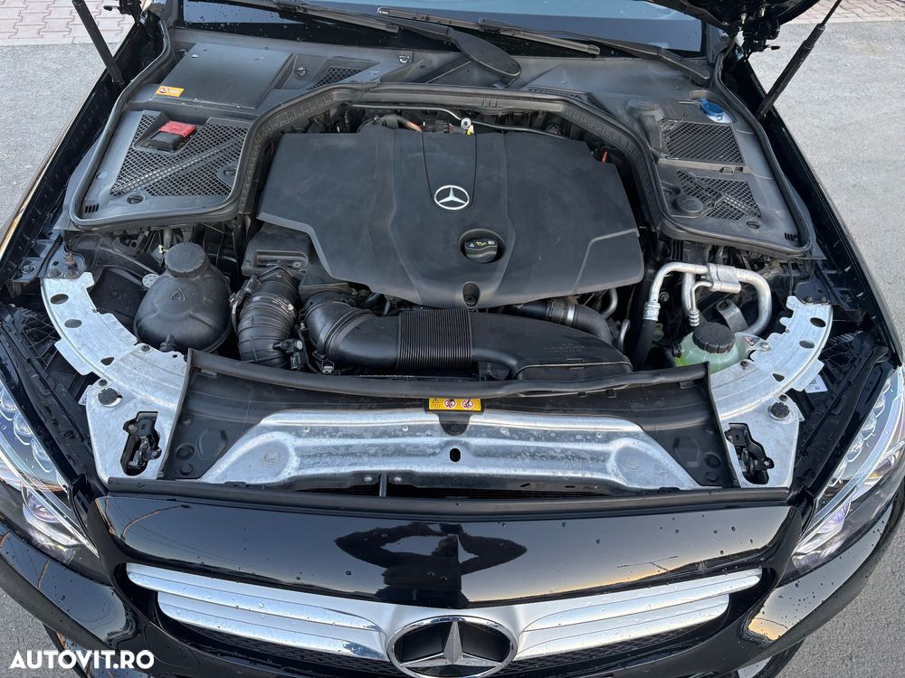 Mercedes-Benz C - 6