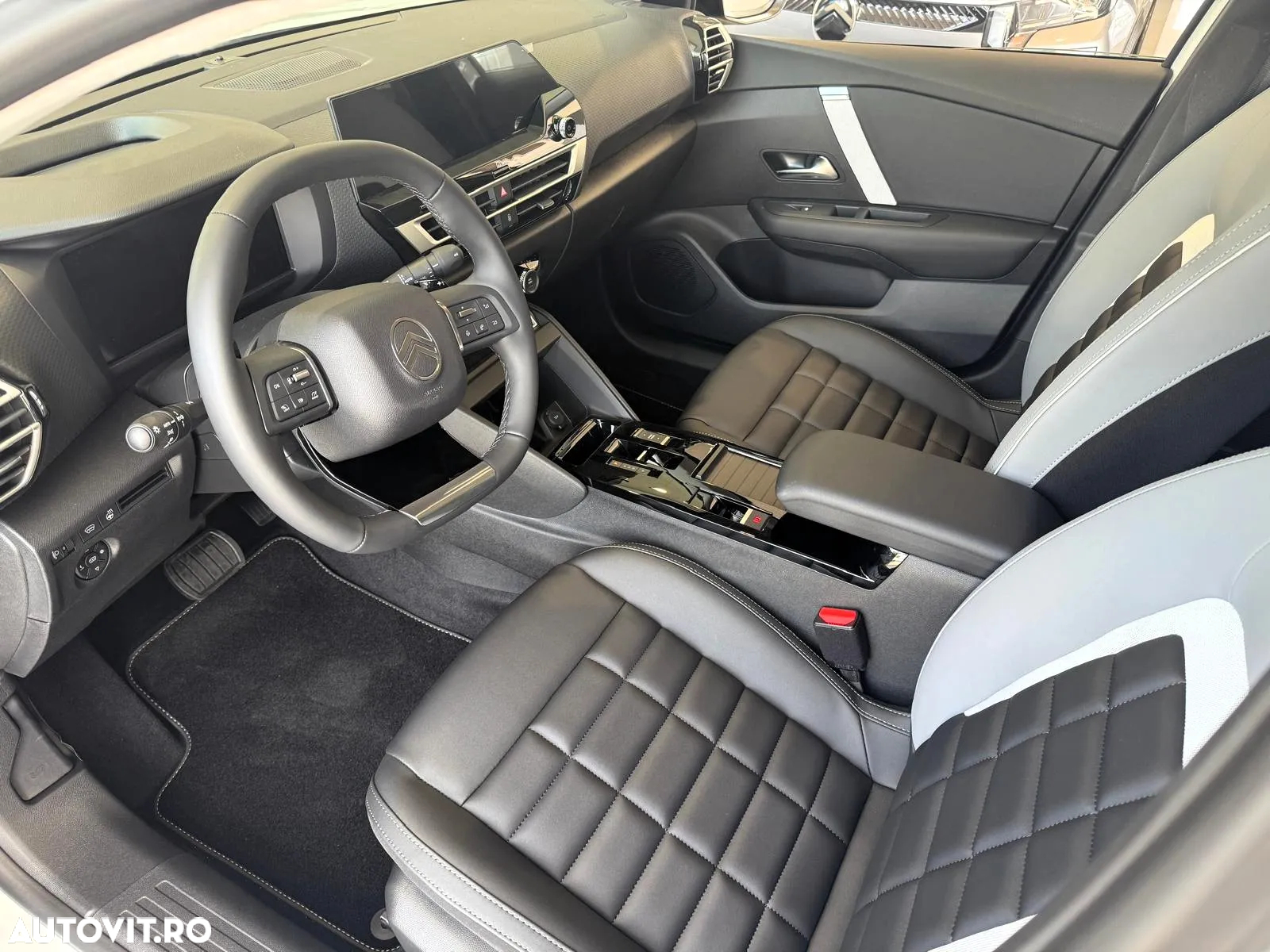 Citroën C4 1.2 PureTech S&S EAT8 Shine - 7