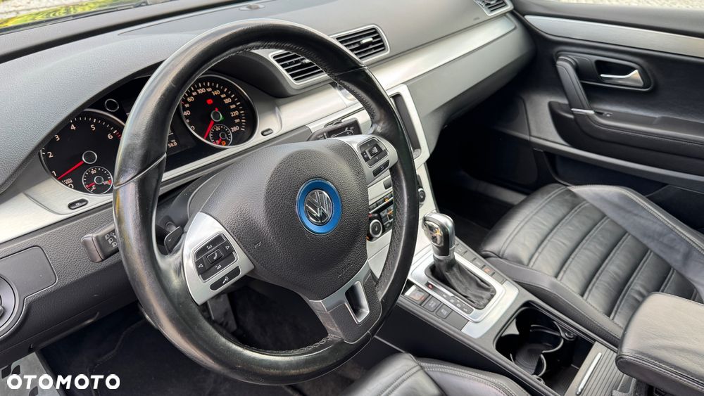Volkswagen Passat CC 2.0 TSI DSG Exclusive - 30