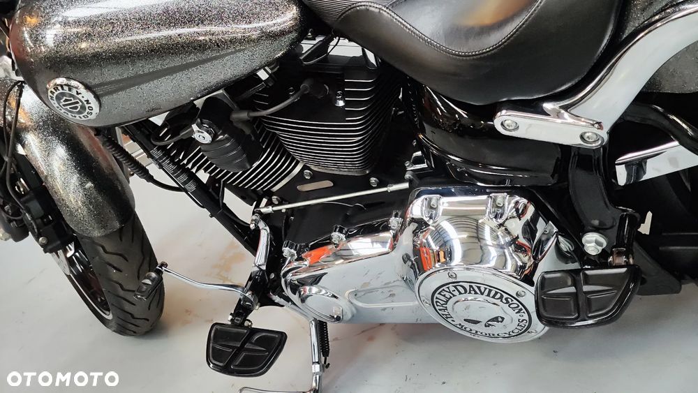 Harley-Davidson FXSB Breakout - 15
