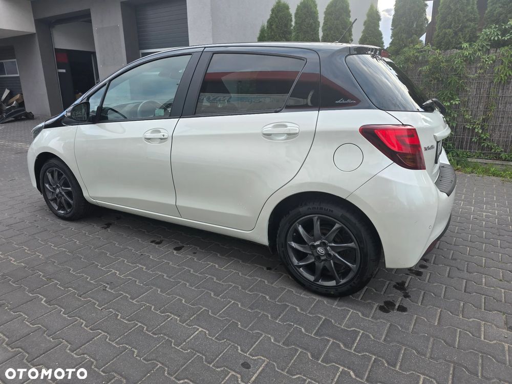Toyota Yaris 1.33 Selection Platinum - 6