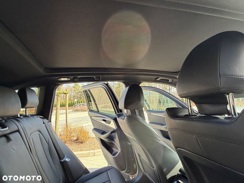BMW X3 - 18