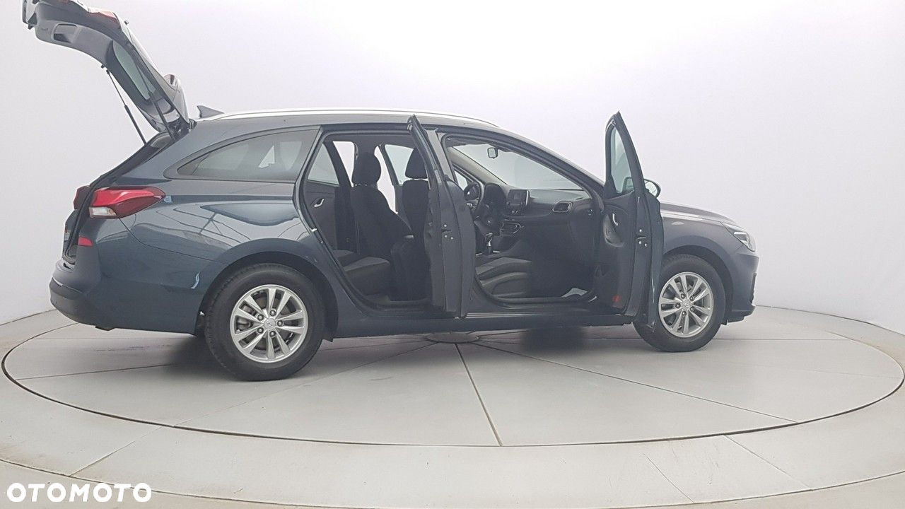Hyundai i30 - 12
