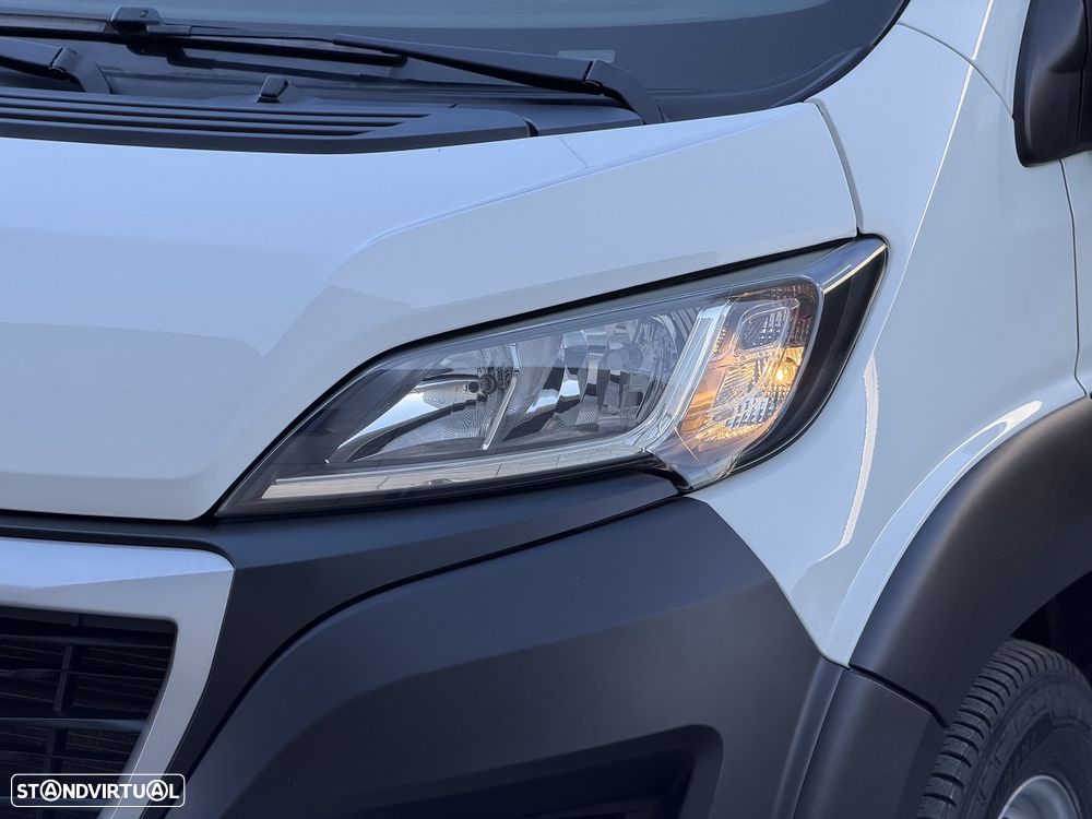 Peugeot Boxer 2.2 BlueHDi 140HP L4H2 3L - 4