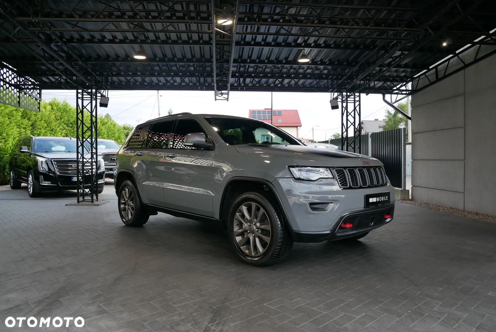 Jeep Grand Cherokee - 2