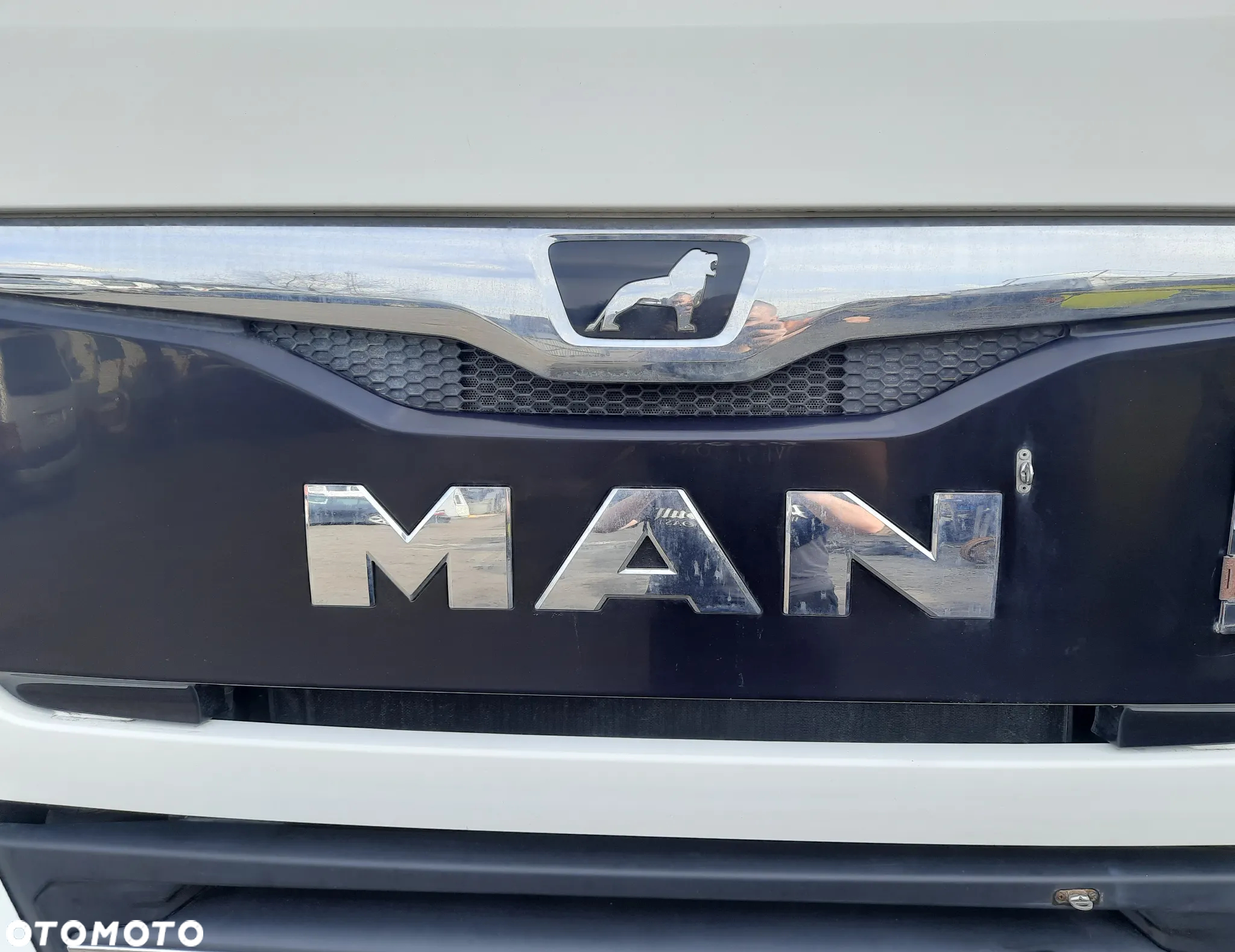 # MAN TGX EURO 6 LIFT 2018 r KOMPLETNY PRZÓD BIAŁY ZDERZAK MASKA ATRAPA LAMPY LAMPA - 8