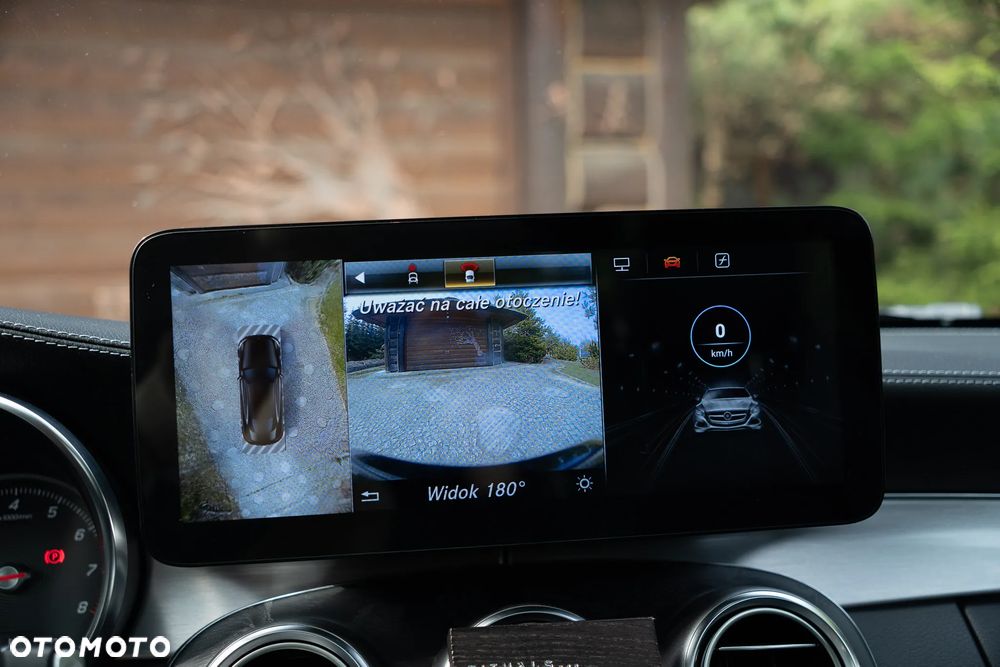 Mercedes-Benz Klasa C 200 4-Matic 9G-Tronic - 32