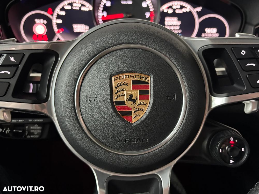 Porsche Cayenne Coupe Tiptronic S - 11