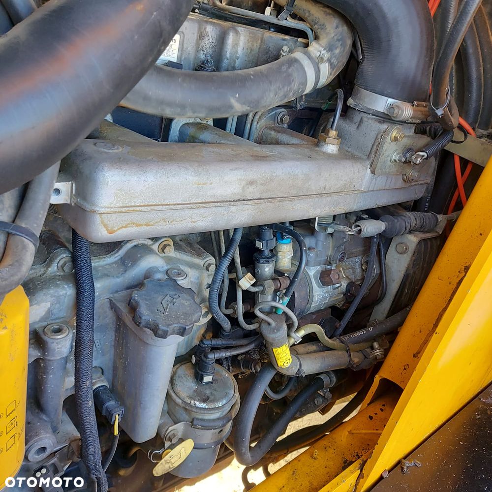JCB - 9