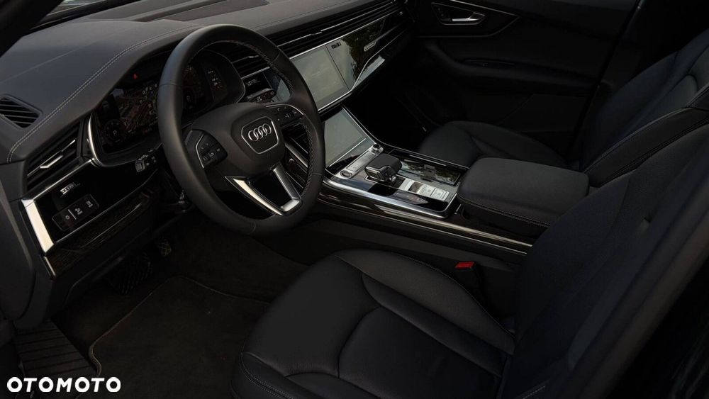 Audi Q7 - 10