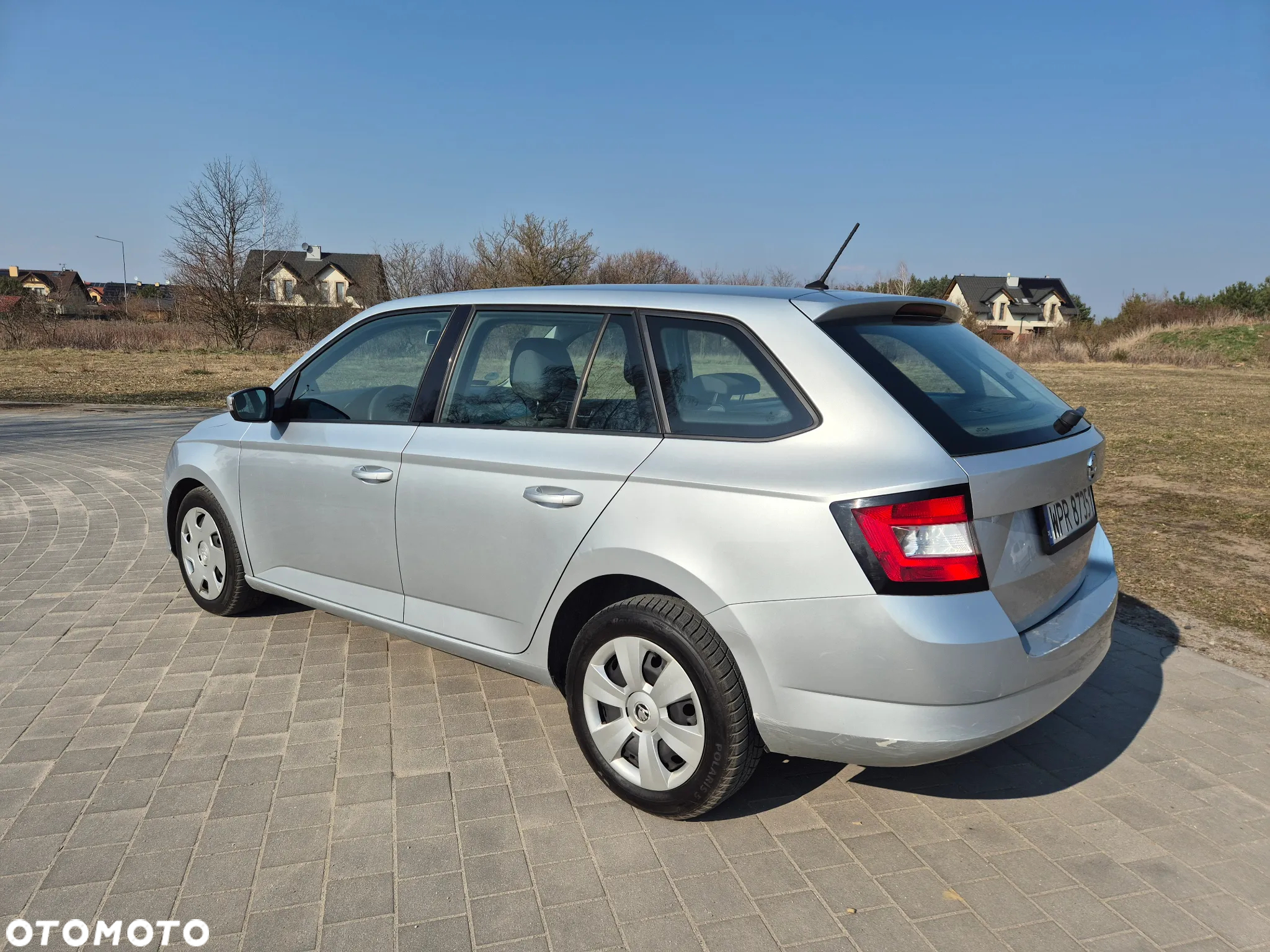 Skoda Fabia - 8
