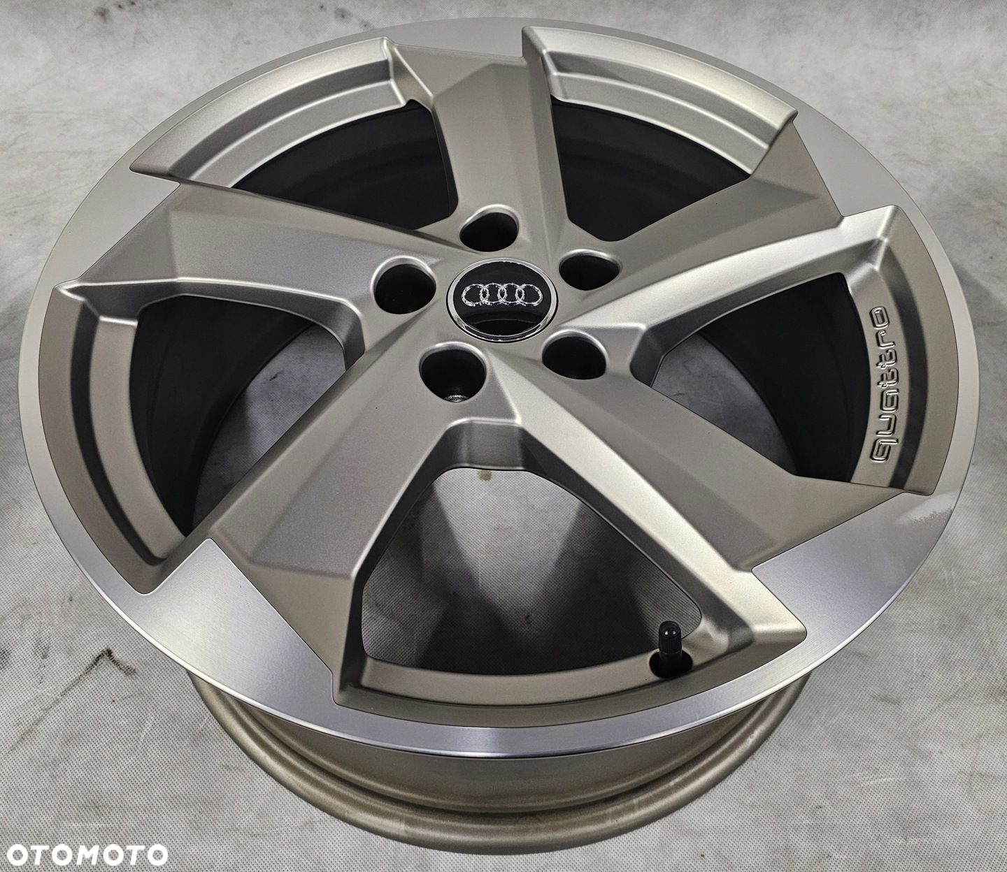 FELGI KOŁA AUDI A4 B9 8W0601025CA 8x18 ET40 - 3