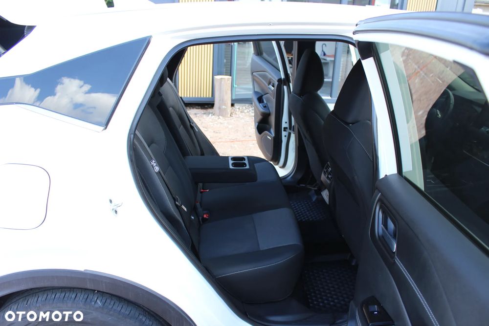 Nissan Qashqai 1.3 DIG-T MHEV 4x4 N-Connecta Xtronic - 11