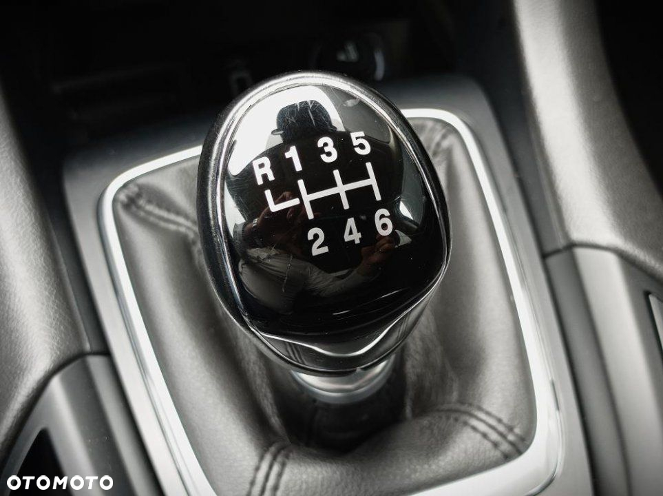 Ford Mondeo - 33
