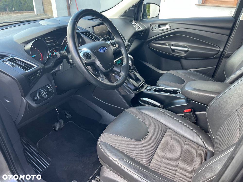 Ford Kuga 2.0 TDCi 4x4 ST-Line - 20