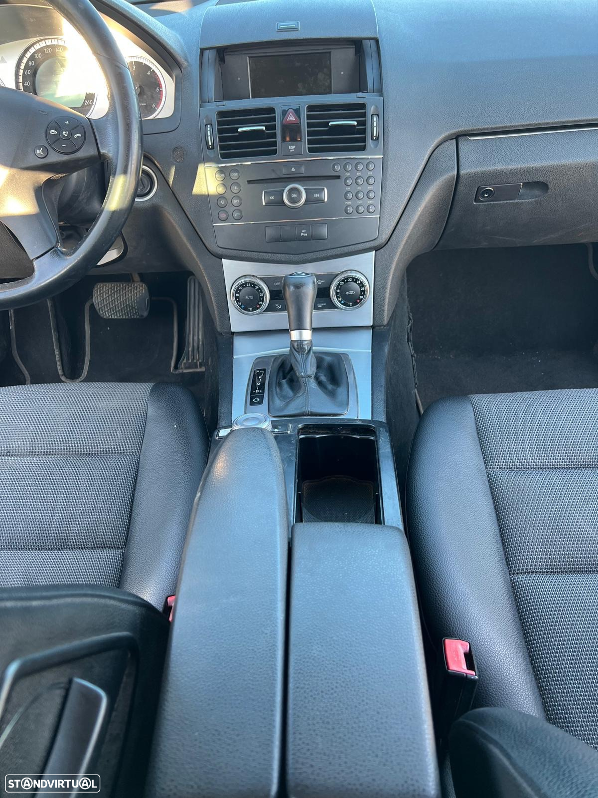 Mercedes-Benz C 220 - 13