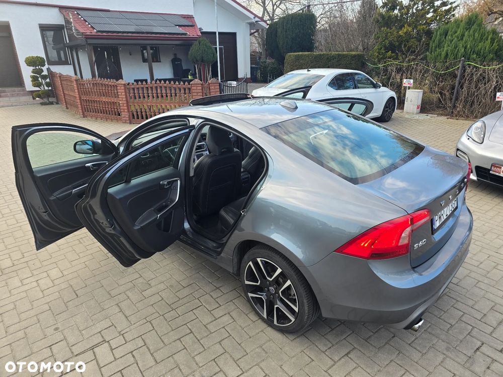 Volvo S60 - 35