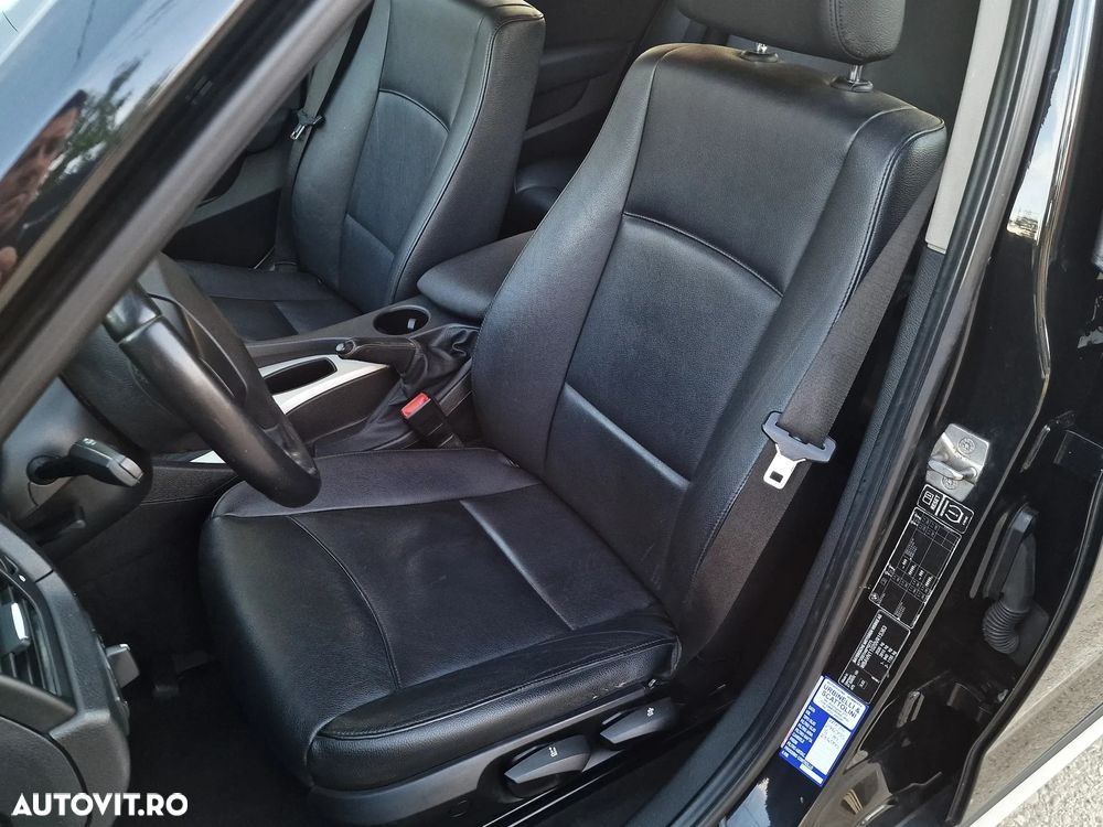 BMW X1 sDrive18d Sport Line - 11