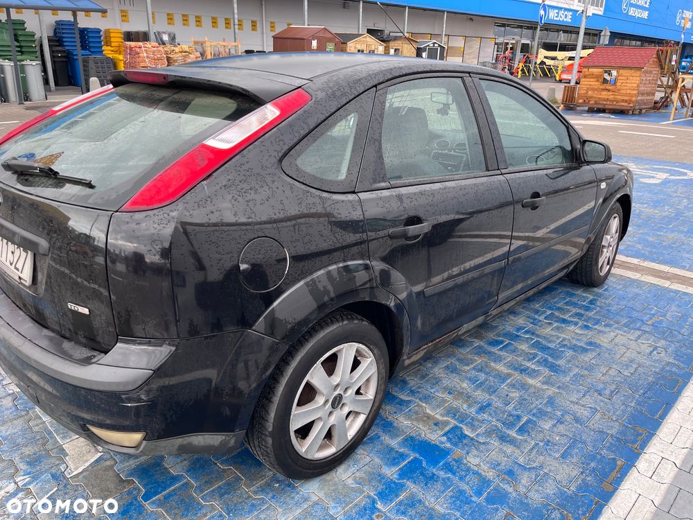 Ford Focus 1.6 TDCi Ambiente - 3