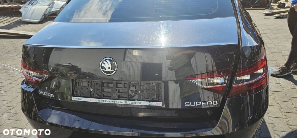 KLAPA SKODA SUPERB III LF9R HATCHBACK - 5