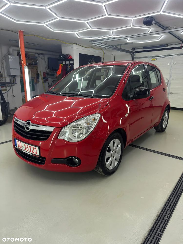 Opel Agila 1.0 - 2