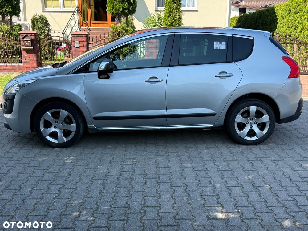 Peugeot 3008 1.6 HDi Premium - 9