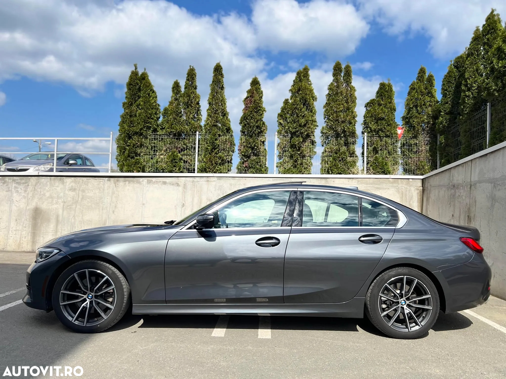 BMW Seria 3 330i Aut. Sport Line - 14