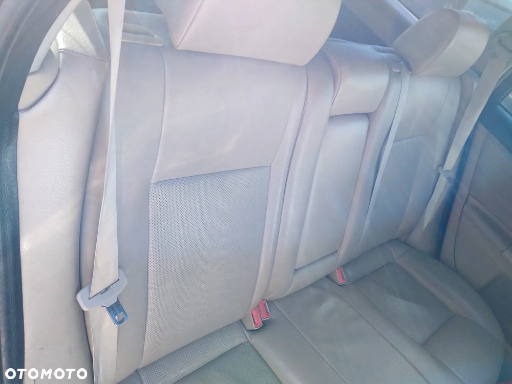 Ford Mondeo 2.2 TDCi Ghia - 6