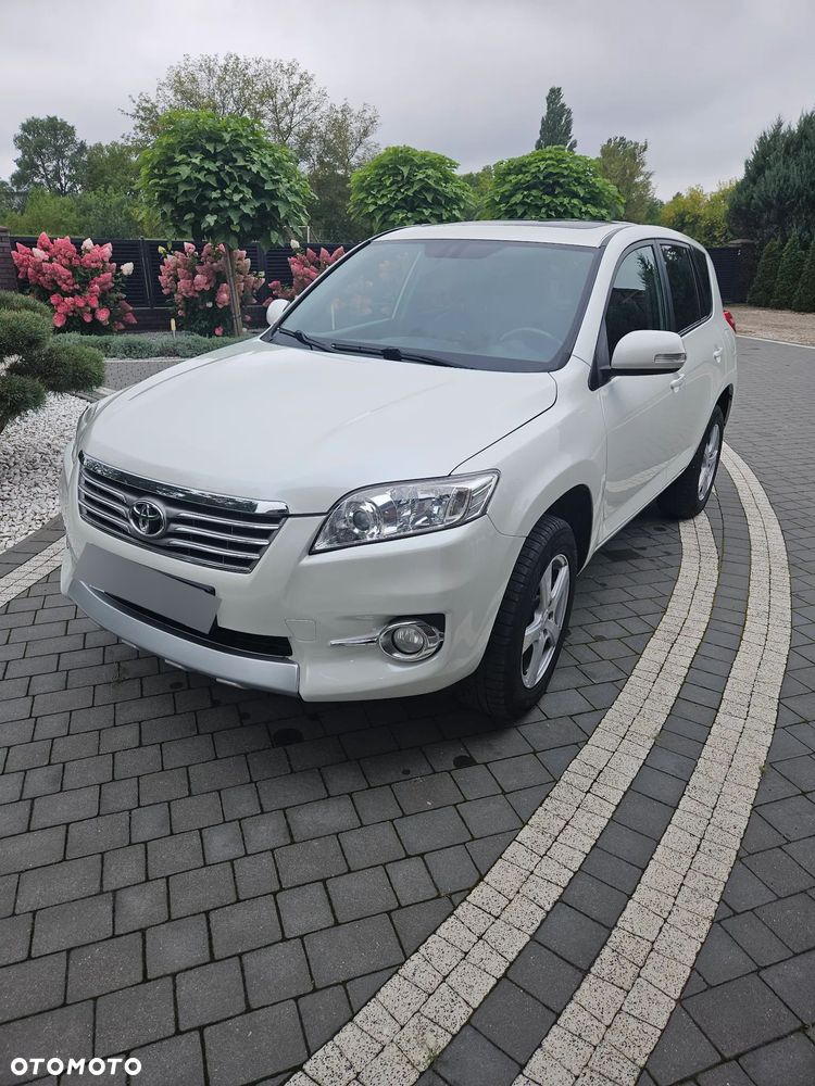 Toyota RAV4 2.2 D-4D Sol Platinium NAVI - 2