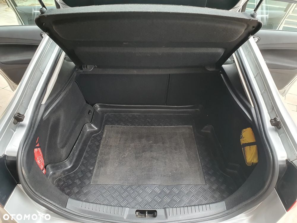 Ford Mondeo 1.8 TDCi Ambiente - 18