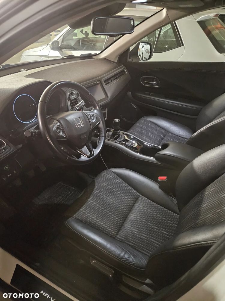 Honda HR-V 1.5 Executive (ADAS) - 16