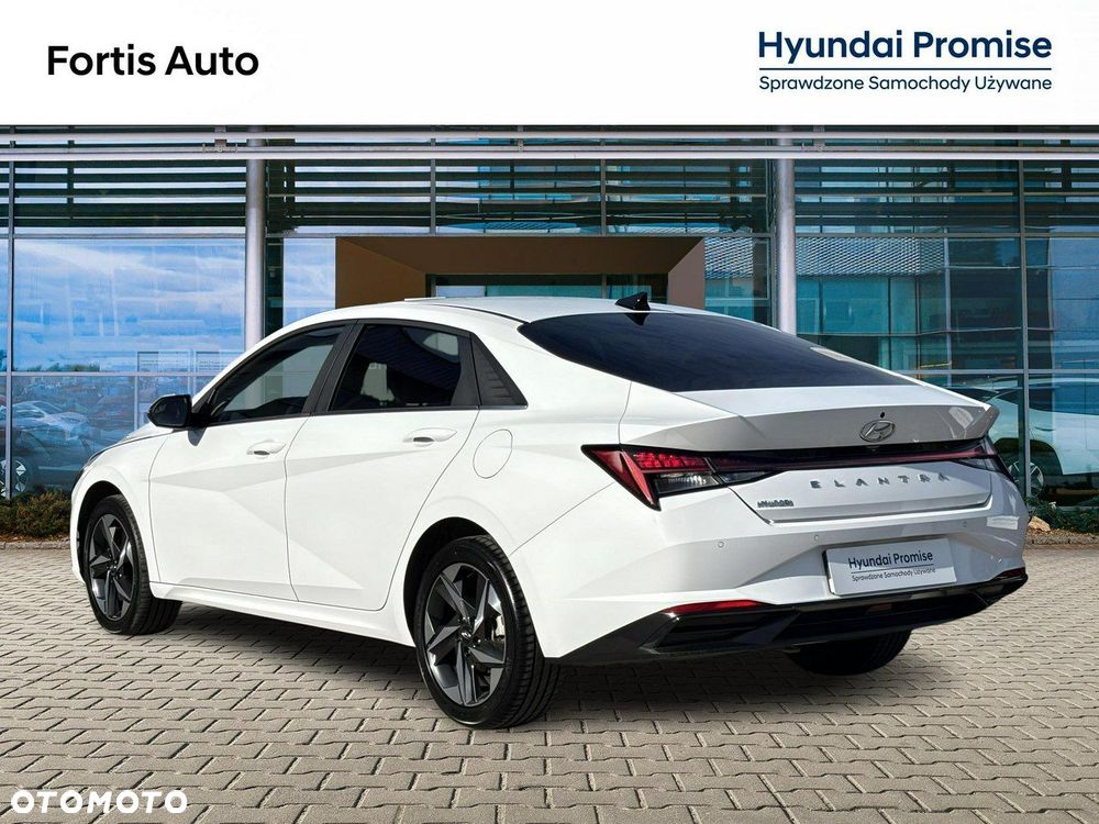 Hyundai Elantra 1.6 Smart - 3