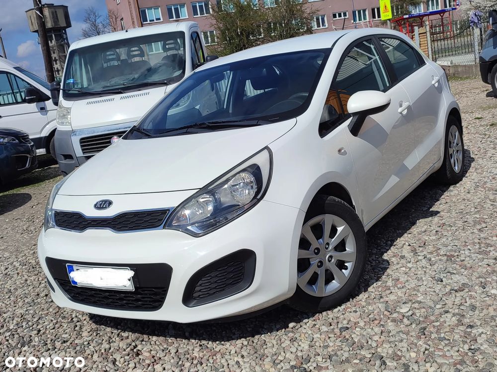Kia Rio 1.2 Dream Team Edition - 1