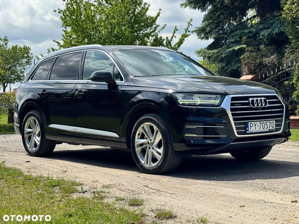 Audi Q7 - 1