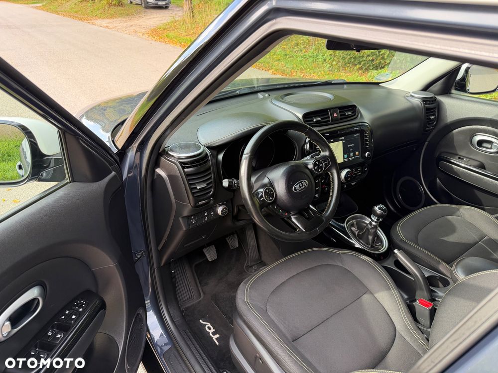 Kia Soul 1.6 GDI Dream Team Edition - 20