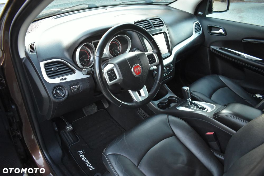 Fiat Freemont 2.0 Multijet 16V DPF Automatik Allrad Black Code - 24