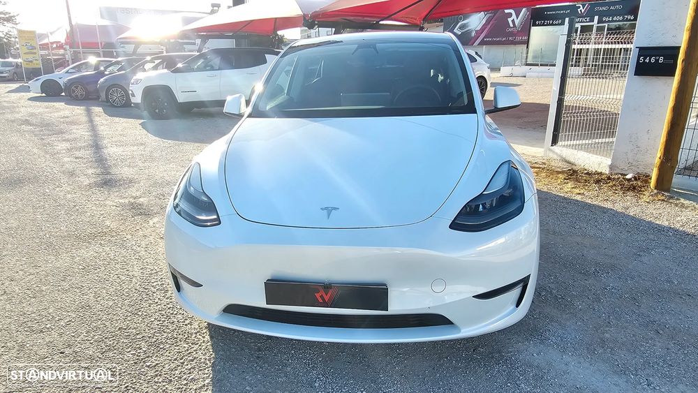 Tesla Model Y Performance Dual Motor AWD - 3