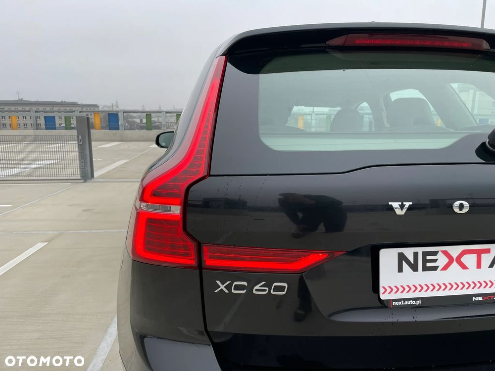 Volvo XC 60 B5 D AWD Inscription - 16