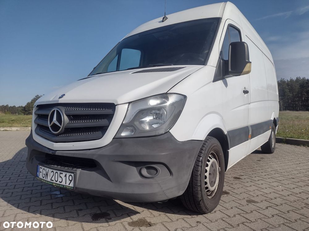 Mercedes-Benz Sprinter - 1