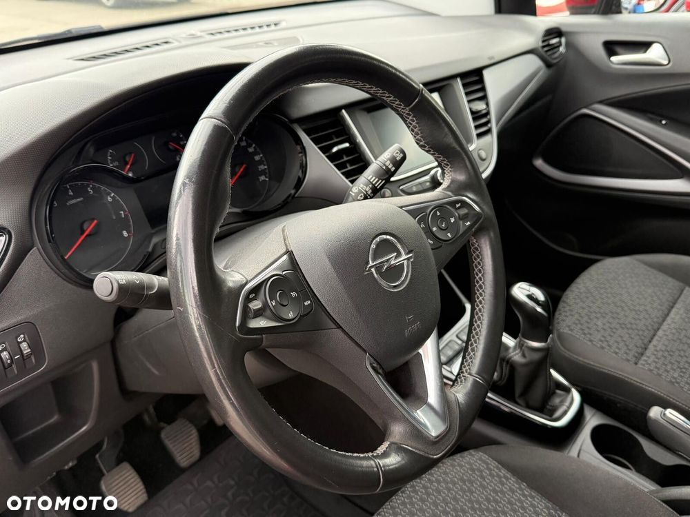 Opel Crossland X - 8