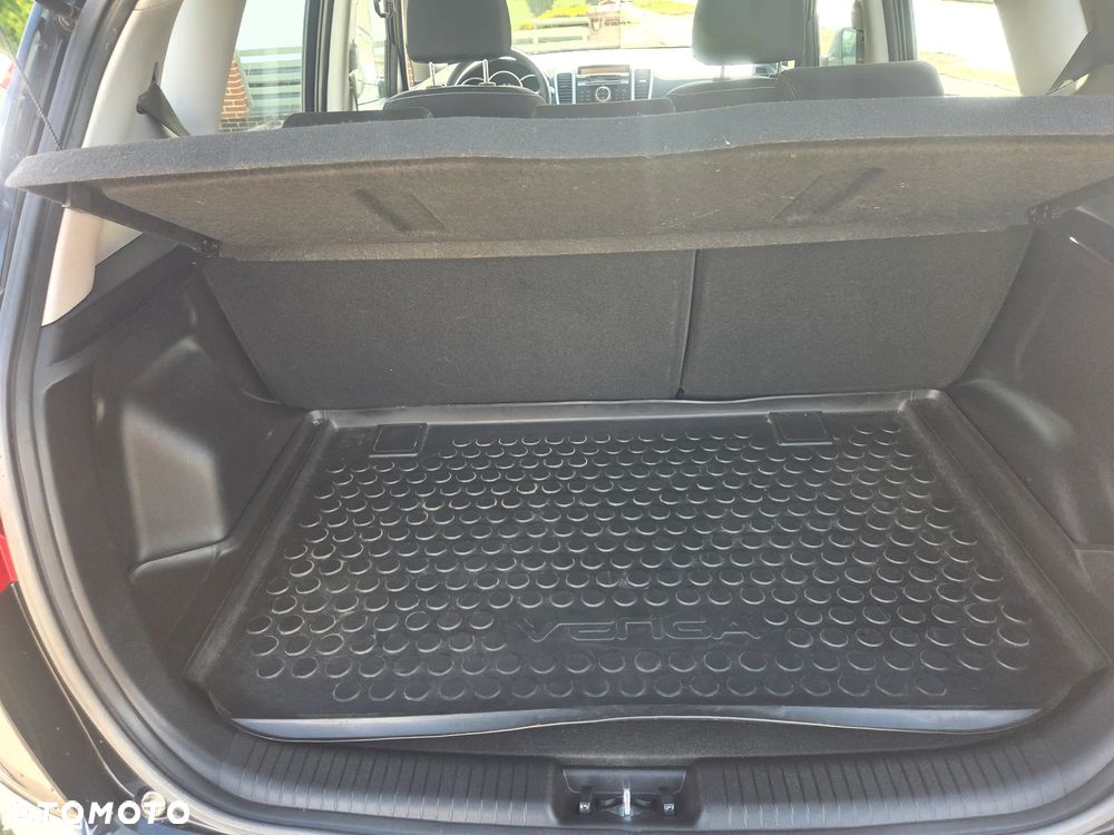 Kia Venga 1.4 CVVT Edition 7 - 16