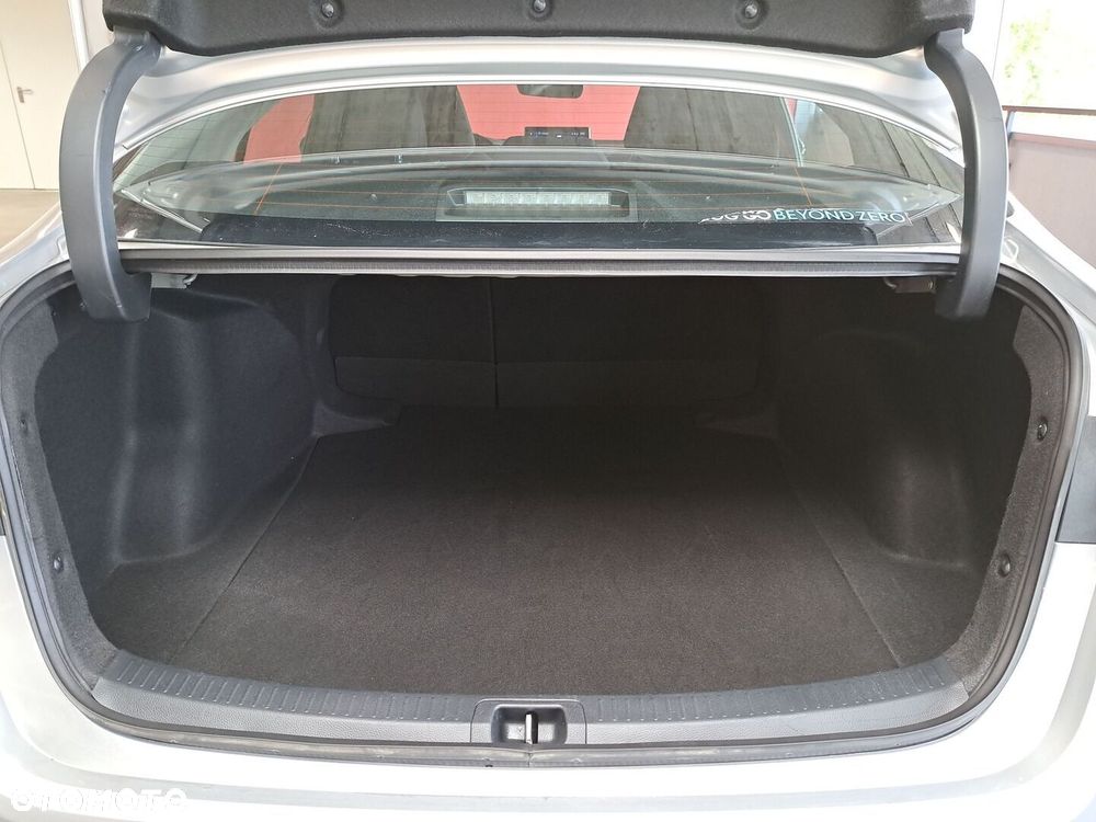 Toyota Corolla 1.8 Hybrid Comfort - 14