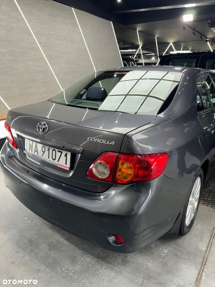 Toyota Corolla - 6