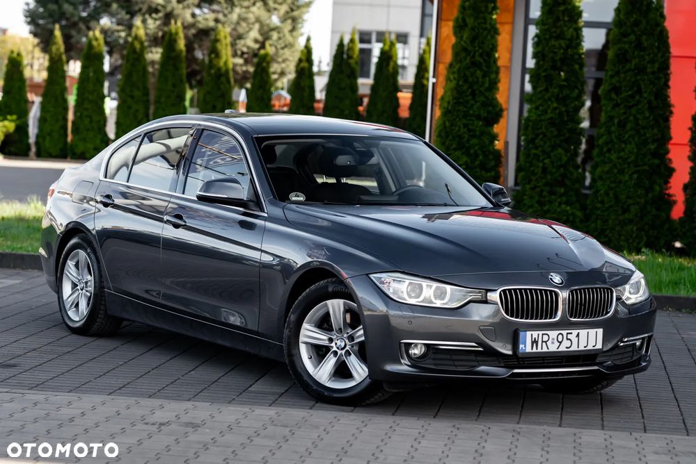 BMW Seria 3 320d Efficient Dynamic Edition - 12