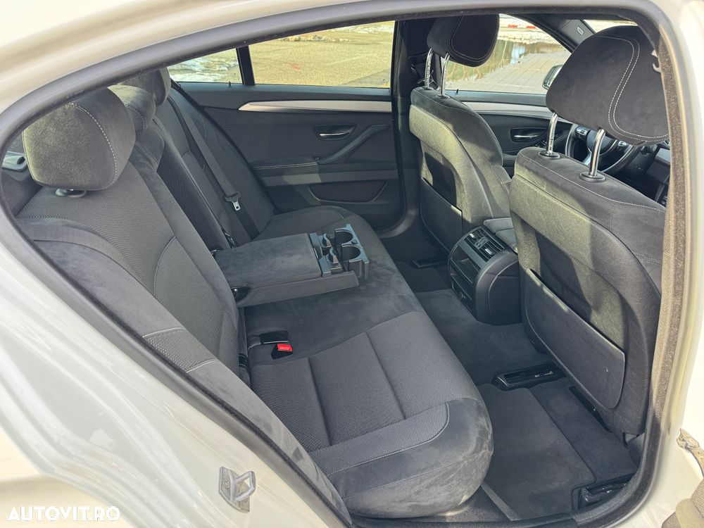 BMW Seria 5 520d Aut. - 10