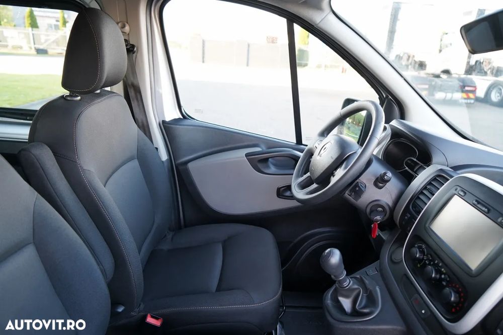 Renault TRAFIC 125 DCI / AUTOBUS / 9 LOCURI / 2017 / DEALER POLONESE - 23