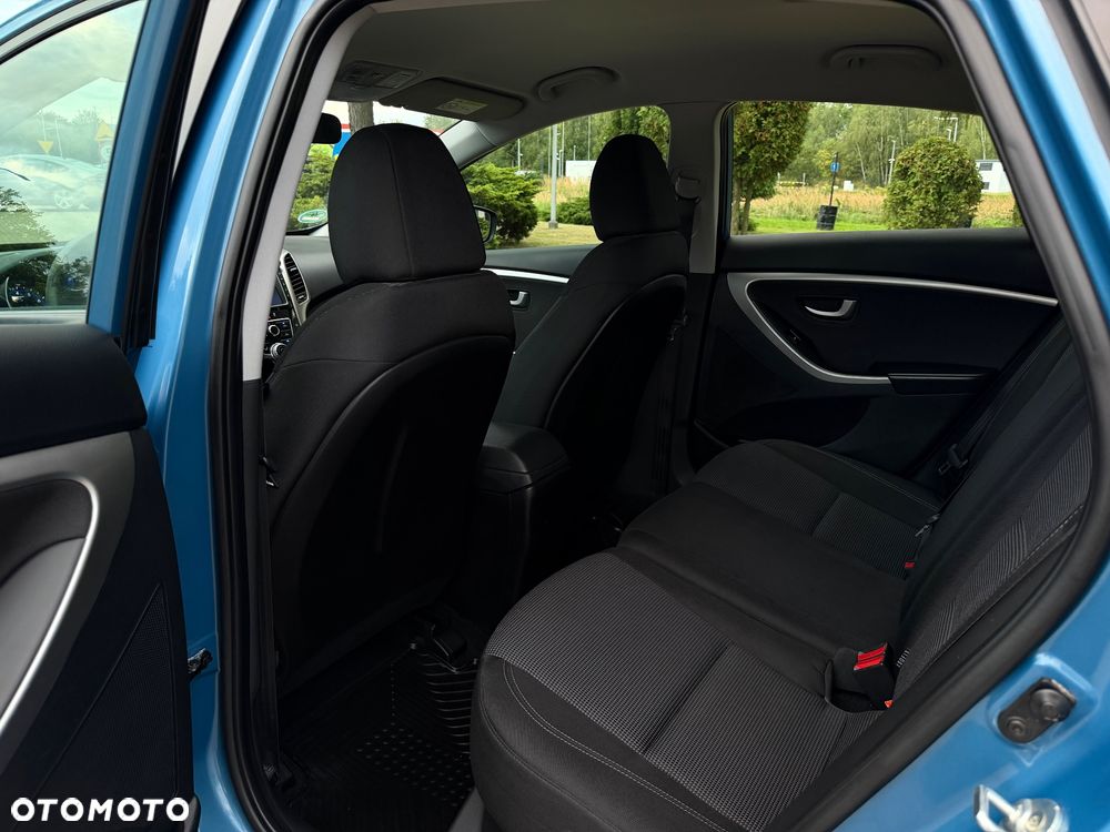 Hyundai i30 1.4 Fifa World Cup Edition - 32