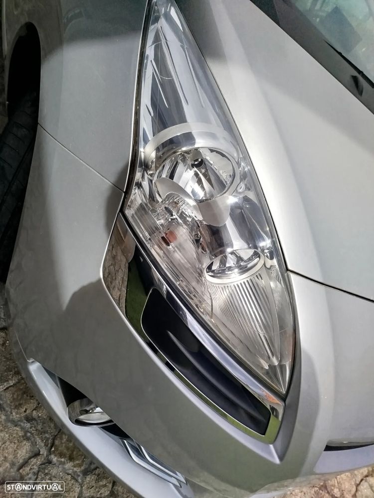 Peugeot 5008 - 13
