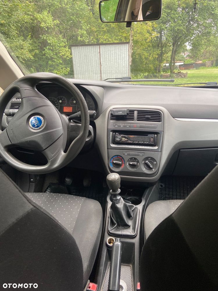 Fiat Punto - 5